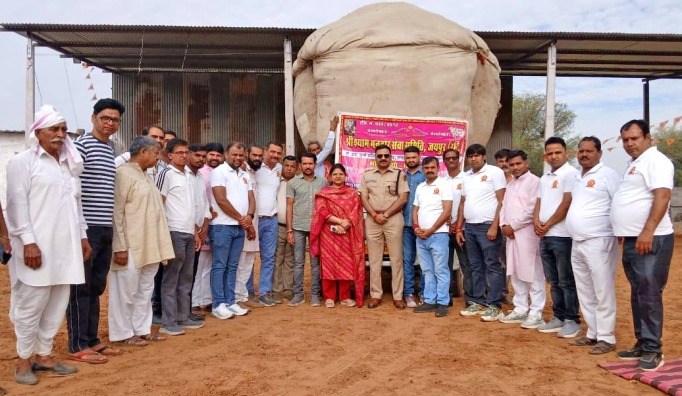 Photos of the monthly cow service program